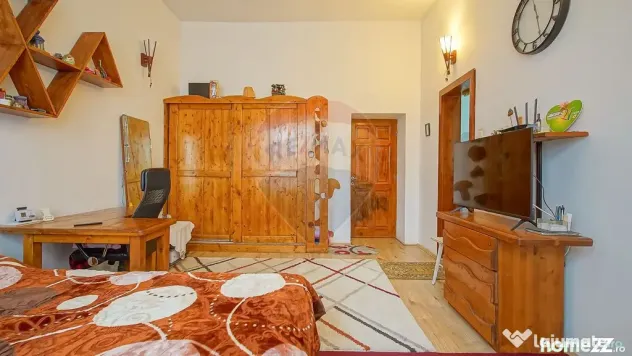Comision 0% | Garsonieră la casă, curte comună– Mate... - Brasov (Brasov)