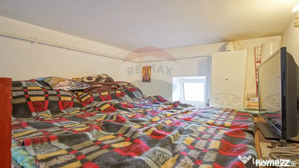 Comision 0% | Garsonieră la casă, curte comună– Mate... - Brasov (Brasov)