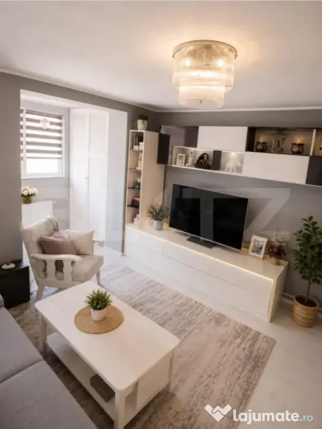Apartament decomandat 3 camere, 75 mp utili, parcare inclusa