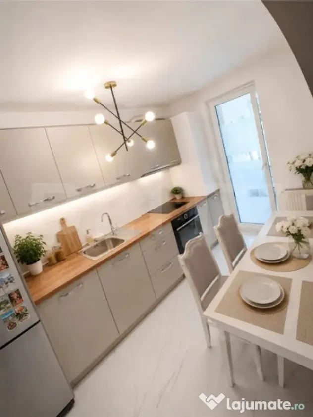 Apartament decomandat 3 camere, 75 mp utili, parcare inclusa