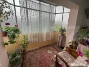 Apartamnet 3 camere decomandat, zona Liceul Bibescu