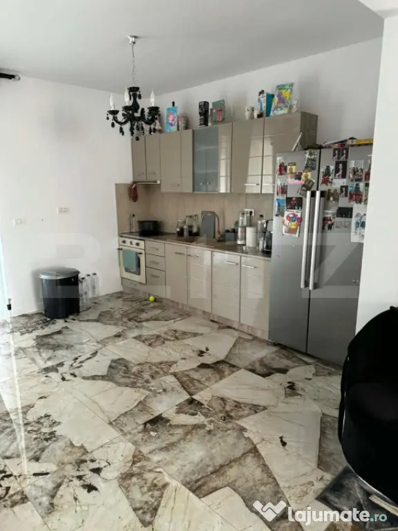 Duplex cu 4 camere, de vanzare in Bucovat!