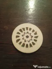 Magneți de Frigider din Lemn – Pirogavați Manual / Modele Mandale unice (5 cm) 
