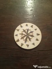 Magneți de Frigider din Lemn – Pirogavați Manual / Modele Mandale unice (5 cm) 
