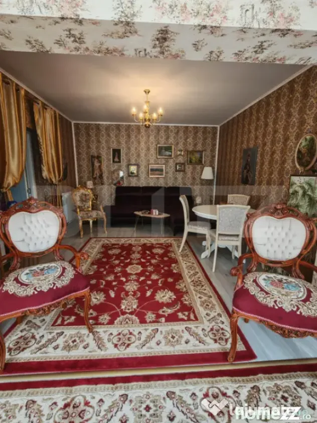 Casă complet renovată, 104 mp – acces din două străzi, - Campia Turzii (Cluj)