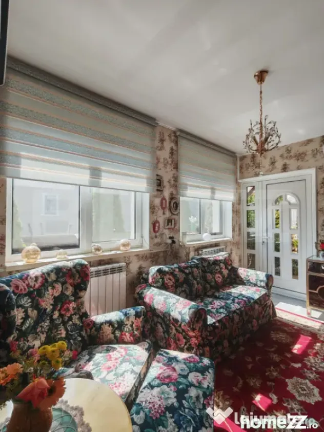Casă complet renovată, 104 mp – acces din două străzi, - Campia Turzii (Cluj)