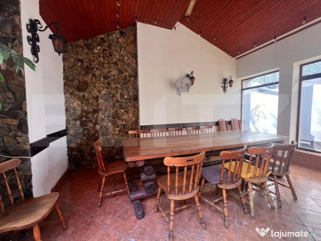 Casa P+M, 253 mp, zona Rovine