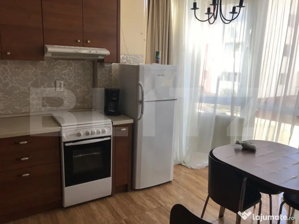 Apartament 2 camere, decomandat, 2 parcari, 77 mp, zona Onco
