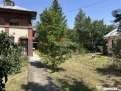 Casă P+M + cladire anexă + teren 1129 mp 