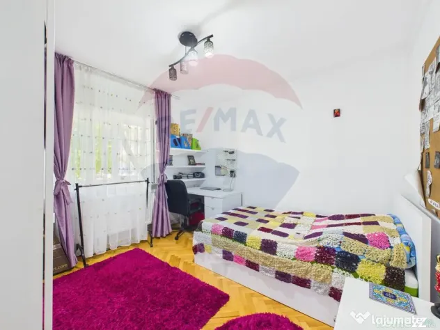 Oportunitate - 2 Apartamente 4 + 2 camere - Zona 13 Septe...