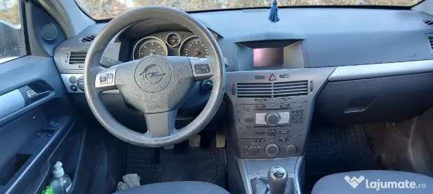 Opel ASTRA H 1,7 DIESEL 6 viteze