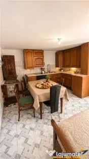 Farmecul unei case sasesti,1.500mp domeniu propriu,fantana,P 