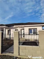 Duplex pe parter - posibilitate alegere finisaje -zona in de
