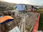 ???? Casă P+E și Spațiu Comercial – Centru Manga, Comun 
