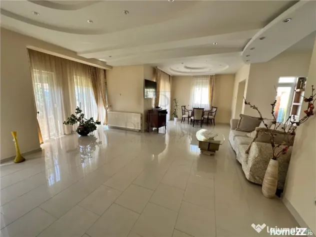 GIROCULUI - CASA INDIVIDUALA - PISCINA INCALZITA - SAUNA -