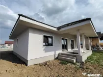 Casa individuala - teren 640 mp - zona linistita