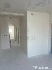 Duplex spatios - 3 dormitoare - asfalt - 415 mp teren 
