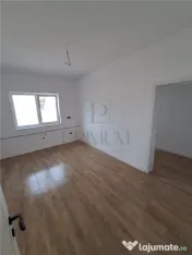 Duplex individual - bucatarie inchisa - dormitor la parter - 