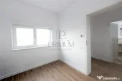 Duplex separat prin casa scarii - design modern - zona excel 