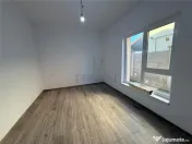 Duplex pe parter - finisaje top- zona excelenta 