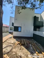 PLOPI, CASA INDIVIDUALA, 3 CAMERE, 2 DORMITOARE, 2 BAI