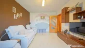 Apartament decomandat 3 camere, 2 băi și parcare – Pi... 