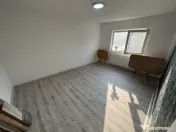 Apartament 3 camere zona Cet 