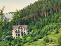 Apartament doua camere in natura, vedere spectaculoasa 