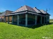 Gospodarie moderna completa de vanzare in Aciua, jud. Sat... 