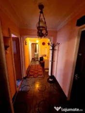Km 4-5 piata-apartament 3 camere decomandat