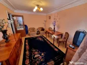 Km 4-5 piata-apartament 3 camere decomandat