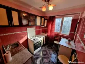 Km 4-5 piata-apartament 3 camere decomandat