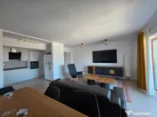 Apartament 4 camere, Piata Alba Iulia. Decebal. Loc parcare 