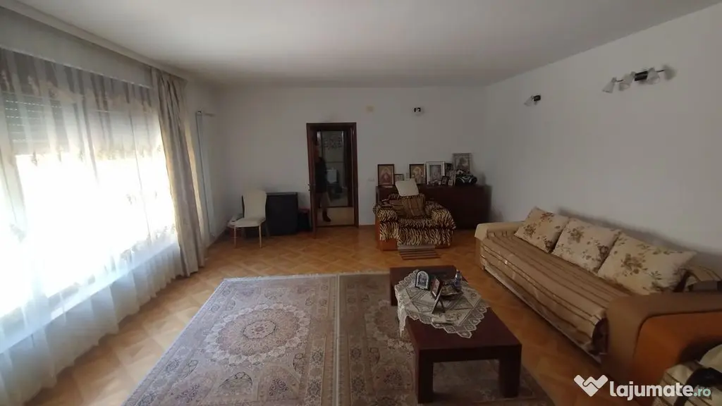 Casa zona centrală Tomis Mall