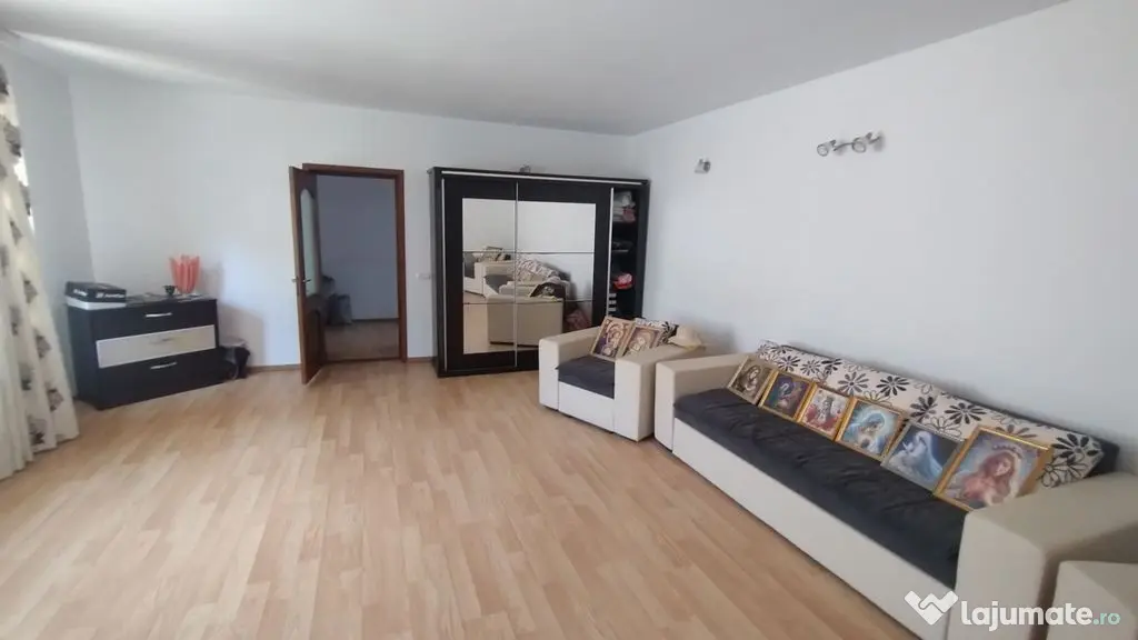 Casa zona centrală Tomis Mall