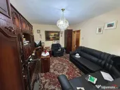Apartament cu 3 camere de et. 2, zona Sud. 