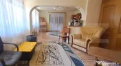 Pensiune + casă pe 5.500 mp, la poalele Munților Făgăra? 