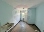 Apartament cu 3 camere de vânzare în zona Brailei