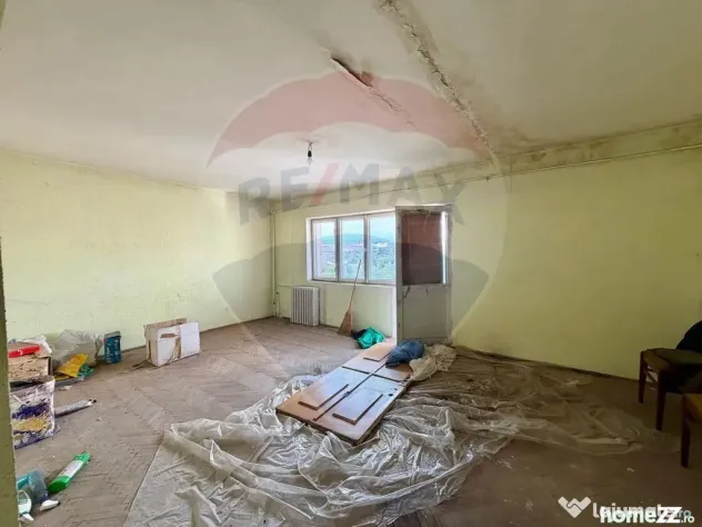 Apartament cu 3 camere de vânzare în zona Brailei - Focsani (Vrancea)