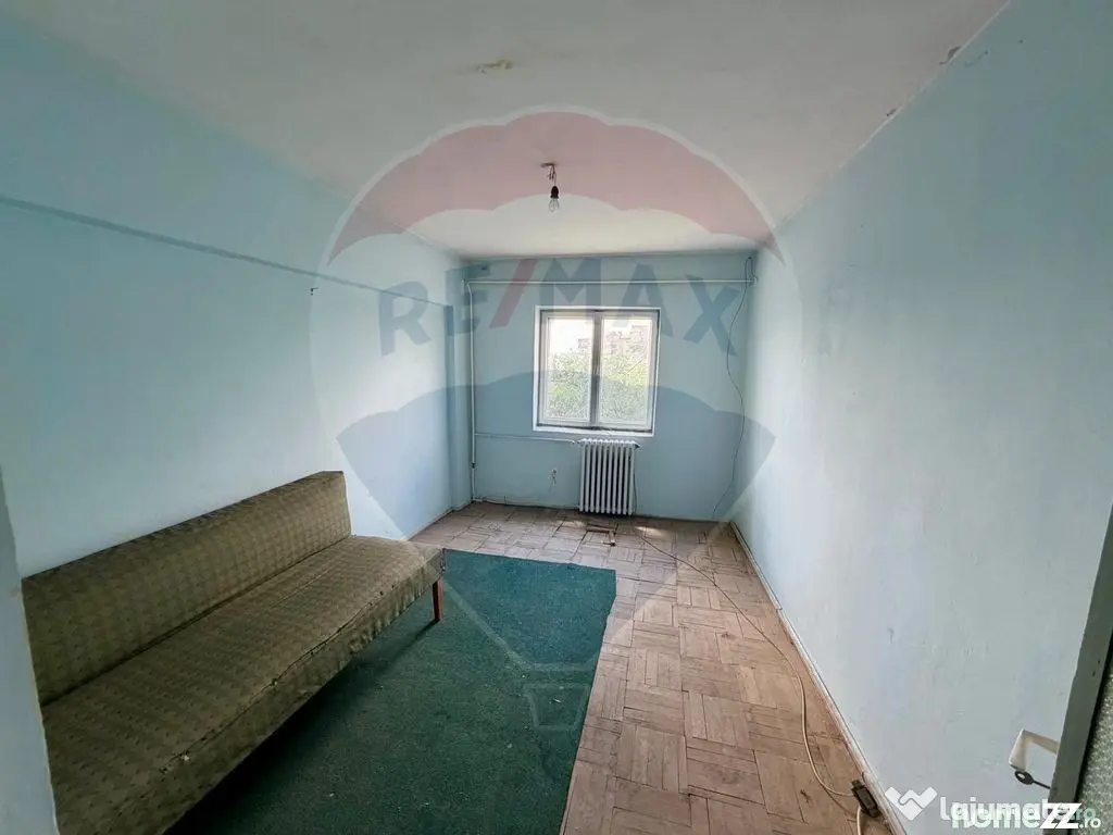 Apartament cu 3 camere de vânzare în zona Brailei - Focsani (Vrancea)