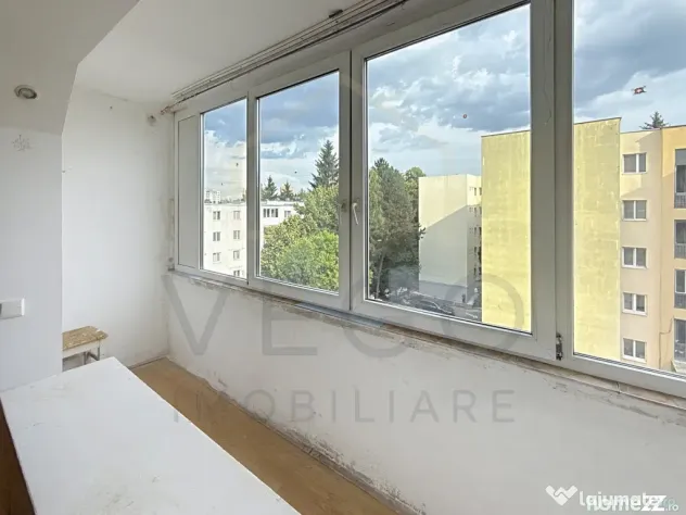 Apartament 4 camere decomandate la 2395 eur/mp in Mănăștu