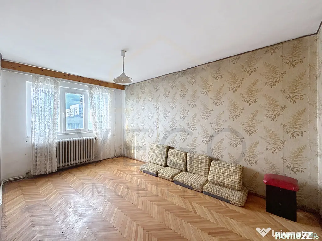 Apartament 4 camere decomandate la 2395 eur/mp in Mănăștu
