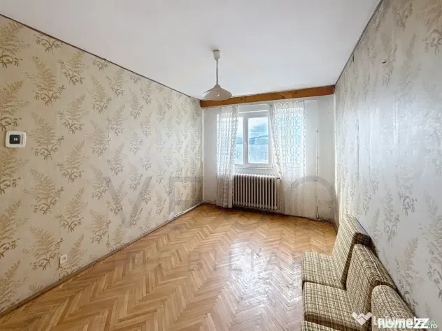 Apartament 4 camere decomandate la 2395 eur/mp in Mănăștu