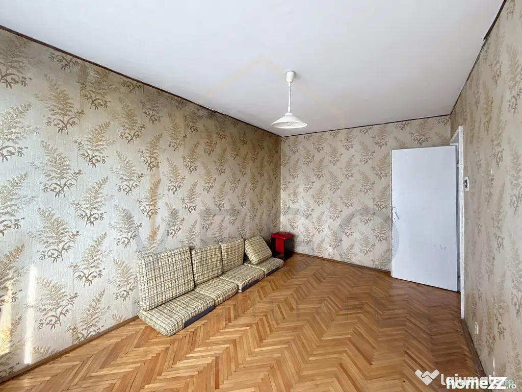 Apartament 4 camere decomandate la 2395 eur/mp in Mănăștu