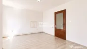 Apartament la casă, la preț de garsonieră! 