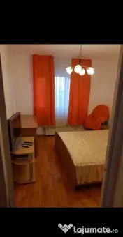 Vand apartament cu 3 camere 