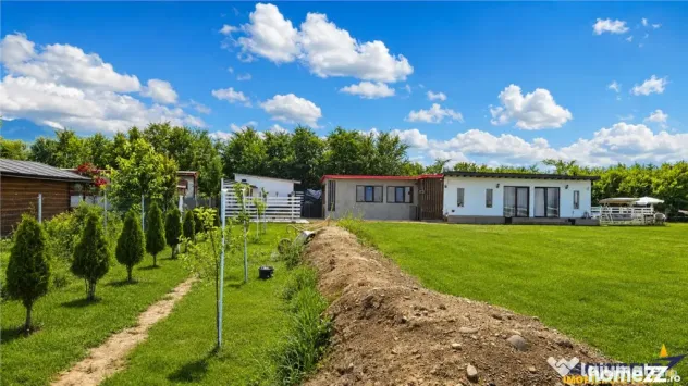 Cabana moderna, teren 1.640 mp, foisor, gratar, atmosfera de