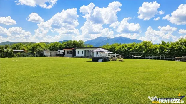 Cabana moderna, teren 1.640 mp, foisor, gratar, atmosfera de