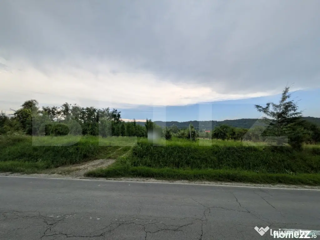 Teren intravilan, 4500 mp, zona Voinesti - Voinesti (Dambovita)