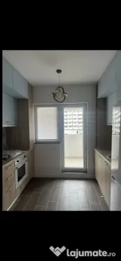 Berceni metrou studio etaj 1 